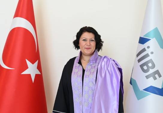Pembe Güçlü